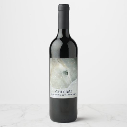 Foto van een mooie witte paard verjaardag wijn etiket (Voorkant)