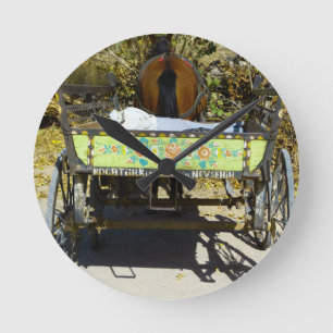  foto van Gypsy Caravan Trailer en Horse Cart Ronde Klok