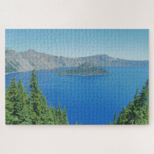Foto van het meer blauw water en Evergreen Trees Legpuzzel