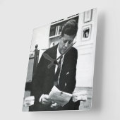 Foto van John F. Kennedy 2 Vierkante Klok (Hoek)