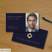 Foto van makelaar in onroerend goed visitekaartje