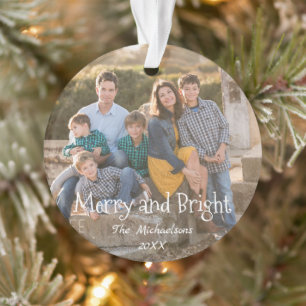 Foto van Merry and Bright Family Ornament