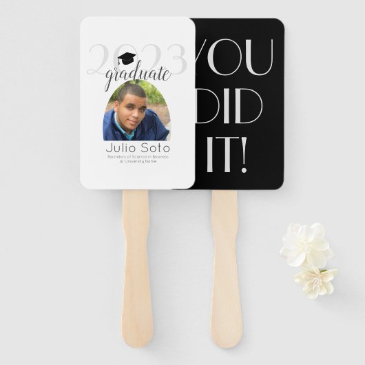 Foto van Moderne Arch Afstuderen 2023 Handwaaier (Voorkant en achterkant)