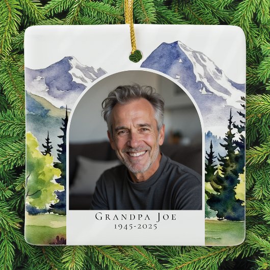 Foto van Mountain Memorial Keepsake Keramisch Ornament
