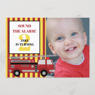 Foto van Red Yellow Firetruck Child 2e verjaardag Kaart