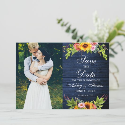 Foto van Rustic Blue Wood Sunflower Save The Date (Staand voorkant)