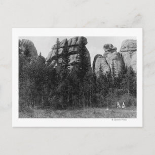 Foto van vrouwen voor het Harney Peaks Lake Briefkaart