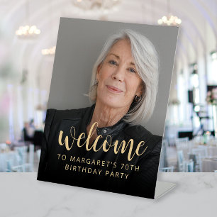 Foto voor verjaardagsfeest van 70 jaar reclamebord met voetstuk