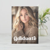 Foto wit retro afstudeerder afstuderen aankondiging (Staand voorkant)