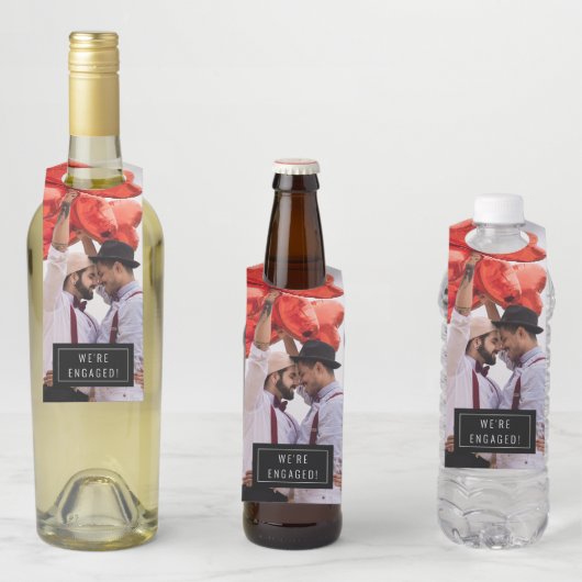 Fotobadge | VERLOVING | Bottle Hanger Label (In situ)