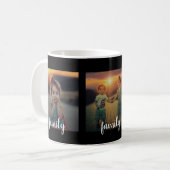 Fotocollage-tekstbedekking gepersonaliseerd koffiemok (Voorkant links)