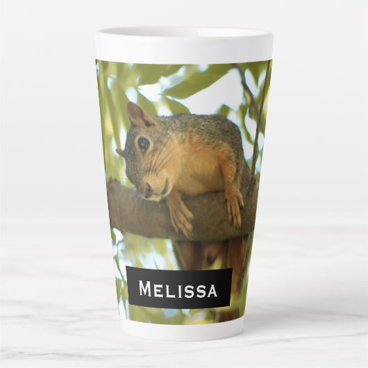 Fotografie van Cute & Curious Squirrel Natuur Latte Mok (Voorkant)