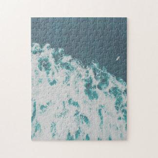 Fotografie van de grote blauwe oceaan rond de Uitz Legpuzzel