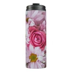FOTOGRAFIE VAN DE SLOSEUP VAN PINKROSE THERMOSBEKER