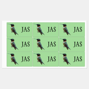 Fotografie van een roodkeelkolibrie labels