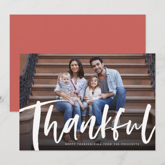 Fotokaart met Thankful Thanksgiving penseelscript Feestdagenkaart (Voorkant / Achterkant)