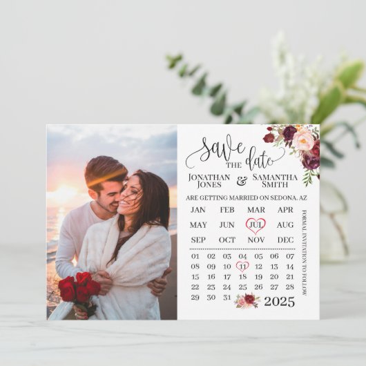 Fotokalender met datum marsala bruiloft kaart (Staand voorkant)