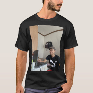 fotoontwerp het is slecht en slecht . t-shirt