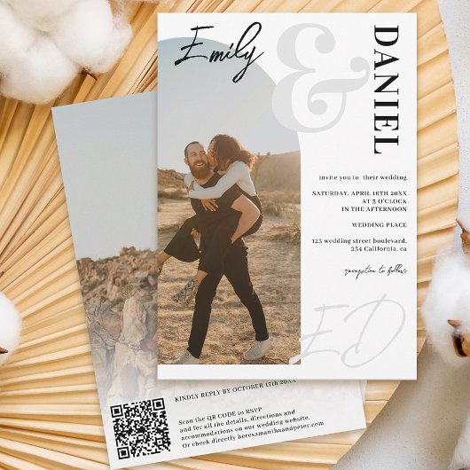 Foto's bold names script black white bruiloft kaart