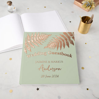 Fougères de forêt à l'extérieur pour mariage