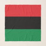 Foulard Drapeau panafricain de l'UNIA<br><div class="desc">Le drapeau panafricain - aussi connu sous le nom de drapeau de l'UNIA,  le drapeau afro-américain,  le drapeau de libération noire et d'autres noms divers est un drapeau tricolore composé de trois bandes horizontales égales de (du haut vers le bas) rouge,  noir et vert.</div>