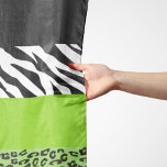 Foulard Empreinte de léopard, Zebra Print, Poster de anima<br><div class="desc">Elégant,  élégant et sophistiqué motif léopard et zèbre en vert. Un cadeau moderne et branché,  parfait pour l'amant poster de animal de votre vie.</div>