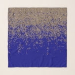 Foulard Gradient d'Ombre de parties scintillantes d'or de<br><div class="desc">,  Chic,  et fascinant gradient d'ombre de parties scintillantes d'or imprimé par faux moderne sur l'arrière - plan de bleu de cobalt.</div>