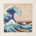 Foulard Grande vague de Kanagawa Vintage art japonais<br><div class="desc">Katsushika Hokusai The Great Wave Off Kanagawa (1830) The Great Wave off Kanagawa, également connu sous le nom de The Great Wave ou simplement The Wave, est un ukiyo-e de l'artiste japonais Hokusai, publié entre 1830 et 1833 dans la fin de la période Edo comme le premier dans la série...</div>