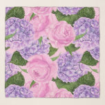 Foulard Hydrangea et motif de pivoine<br><div class="desc">Motif de pivoines et de fleurs d'hydrangée peintes d'aquarelles</div>