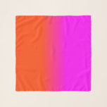 Foulard La couleur au néon d'ombre d'Ombre d'orange et de<br><div class="desc">La couleur au néon d'ombre d'Ombre d'orange et de roses indien se fanent. Les nuances d'Ombre vont des roses indien brouillées dans l'orange au néon dans cette palette de coucher du soleil le néon, orange, chaud, rose, ombre, ombre, couleur, se fanent, tendent, lumineux, fluorescent, barre de mise en valeur, école,...</div>