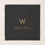 Foulard Monogramme de script Black Gold moderne<br><div class="desc">Un design moderne et élégant monogramme avec typographie manuscrite manuscrite en or et typographie en bloc sans serif sur un élégant arrière - plan noir. Le monogramme et le nom peuvent être facilement personnalisés.</div>