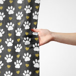Foulard Motif De Pâtes, Pâtes De Chien, Pâtes Blanches, Co<br><div class="desc">Joli,  amusant et adorable motif avec pattes blanches et coeurs d'or. Un cadeau moderne et tendance,  parfait pour l'amoureux des chiens dans votre vie.</div>