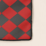 Foulard Motif Diamant rouge et noir<br><div class="desc">Longue Écharpe. Présenté dans un Motif Diamant rouge et noir. Fabriqué avec un vecteur haute résolution et/ou des graphiques numériques pour une impression professionnelle. REMARQUE : (IL S'AGIT D'UNE IMPRESSION. Tous les modèles de produit zazzle sont des "impressions" sauf indication contraire dans la zone "A propos de ce produit") Le...</div>