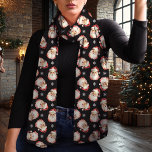 Foulard Noël noir du Père Noël vintage<br><div class="desc">Entrez dans l'esprit de vacances avec ce charmant foulard de Noël vintage du Père Noël. Doté d'un motif Père Noël nostalgique sur un arrière - plan noir festif, ce foulard ajoute une touche classique à toute tenue hivernale. Fabriqué en mousseline légère, il est parfait pour la couche tout en restant...</div>