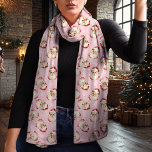 Foulard Noël rose vintage du Père Noël<br><div class="desc">Entrez dans l'esprit de vacances avec ce charmant foulard de Noël vintage du Père Noël. Doté d'un motif Père Noël nostalgique sur un arrière - plan rose festif, ce foulard ajoute une touche classique à toute tenue hivernale. Fabriqué en mousseline légère, il est parfait pour la couche tout en restant...</div>
