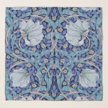 Foulard Pimpernel Blue, William Morris<br><div class="desc">William Morris (24 mars 1834 - 3 octobre 1896) était un designer textile britannique, poète, romancier, traducteur et militant socialiste associé au British Arts and Crafts Movement. Il a contribué de façon importante à la renaissance des arts textiles traditionnels britanniques et des méthodes de production. Ses contributions littéraires ont contribué...</div>
