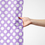 Foulard Pois violets, Motif à points Polka, points, pointi<br><div class="desc">Joli,  amusant et adorable poka motif en pois de couleur violet et blanche. Un cadeau moderne et tendance,  parfait pour l'amant pois dans votre vie.</div>