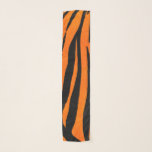 Foulard Poster de animal de bandes de tigres noirs orange<br><div class="desc">Cette motif branchée et branchée conviendra parfaitement à l'élégant fashionista. Il présente une impression classique de bandes de tigres noires et orange vif avec une touche moderne. C'est cool, amusant et ludique ! ***REMARQUE IMPORTANTE DE CONCEPTION : Pour toute demande de conception personnalisée comme les demandes de produit correspondant, les...</div>