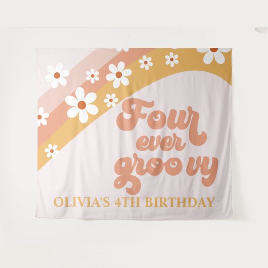 Four Ever Groovy Retro Daisy 4e Verjaardag Banner  Wandkleed (Voorkant (horizontaal))