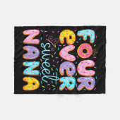 Four Ever Sweet Nana 4th Birthday Girl Donut Lover Fleece Deken (Voorkant (Horizontaal))