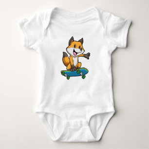 Fox als Skater met skateboard Romper