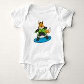 Fox als Snowboarder met Snowboard Romper (Voorkant)