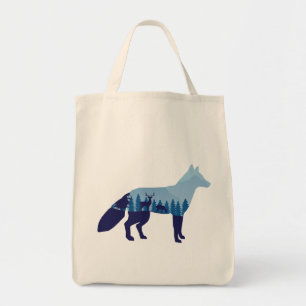 Fox in bergachtig bos tote bag
