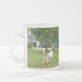 Fox Terrier springt in een boom, Matglas Koffiemok (Links)