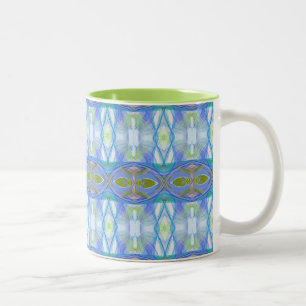 fractaal blauw etnisch patroon. tweekleurige koffiemok