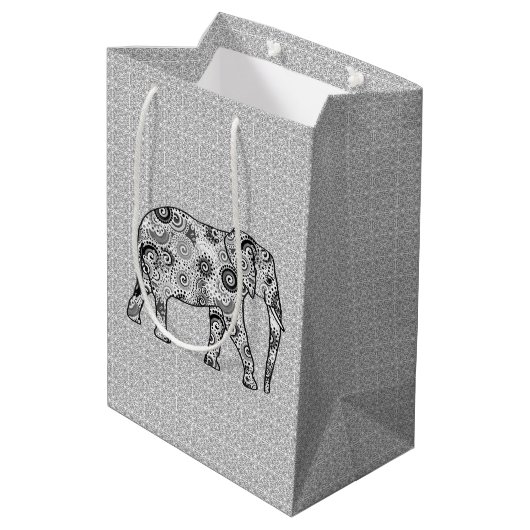 Fractal Swirl Elephant, Grey, Black and White Medium Cadeauzakje (Achterkant Gekanteld)