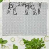 Fractale wervelolifant - grijs, zwart en wit theedoek (Gevouwen)