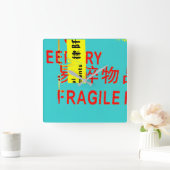 FRAGIELE markeringen - COOL Asian Characters Vierkante Klok (Huis)