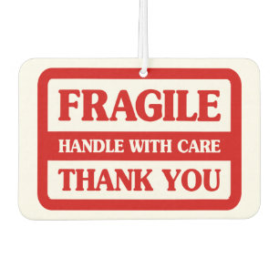 Fragile handgreep met zorg luchtverfrisser
