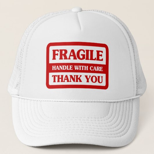 Fragile handgreep met zorg trucker pet (Voorkant)
